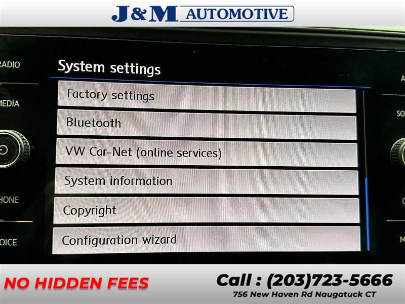 2020 Volkswagen Atlas Cross Sport 3.6L V6 SE w/Technology, available for sale in Naugatuck, Connecticut | J&M Automotive Sls&Svc LLC. Naugatuck, Connecticut 2020 Volkswagen Atlas Cross Sport 3.6L V6 SE w/Technology, available for sale in Naugatuck, Connecticut | J&M Automotive Sls&Svc LLC. Naugatuck, Connecticut