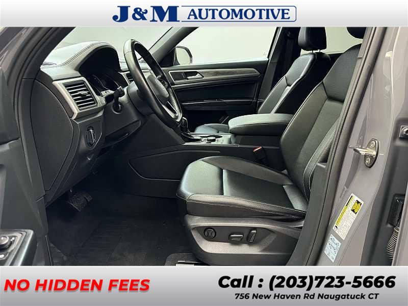 2020 Volkswagen Atlas Cross Sport 3.6L V6 SE w/Technology, available for sale in Naugatuck, Connecticut | J&M Automotive Sls&Svc LLC. Naugatuck, Connecticut 2020 Volkswagen Atlas Cross Sport 3.6L V6 SE w/Technology, available for sale in Naugatuck, Connecticut | J&M Automotive Sls&Svc LLC. Naugatuck, Connecticut