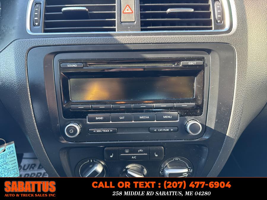 2013 Volkswagen Jetta Sedan 4dr Man SE w/Convenience/Sunroof PZEV, available for sale in Sabattus, Maine | Sabattus Auto and Truck Sales Inc. Sabattus, Maine 2013 Volkswagen Jetta Sedan 4dr Man SE w/Convenience/Sunroof PZEV, available for sale in Sabattus, Maine | Sabattus Auto and Truck Sales Inc. Sabattus, Maine