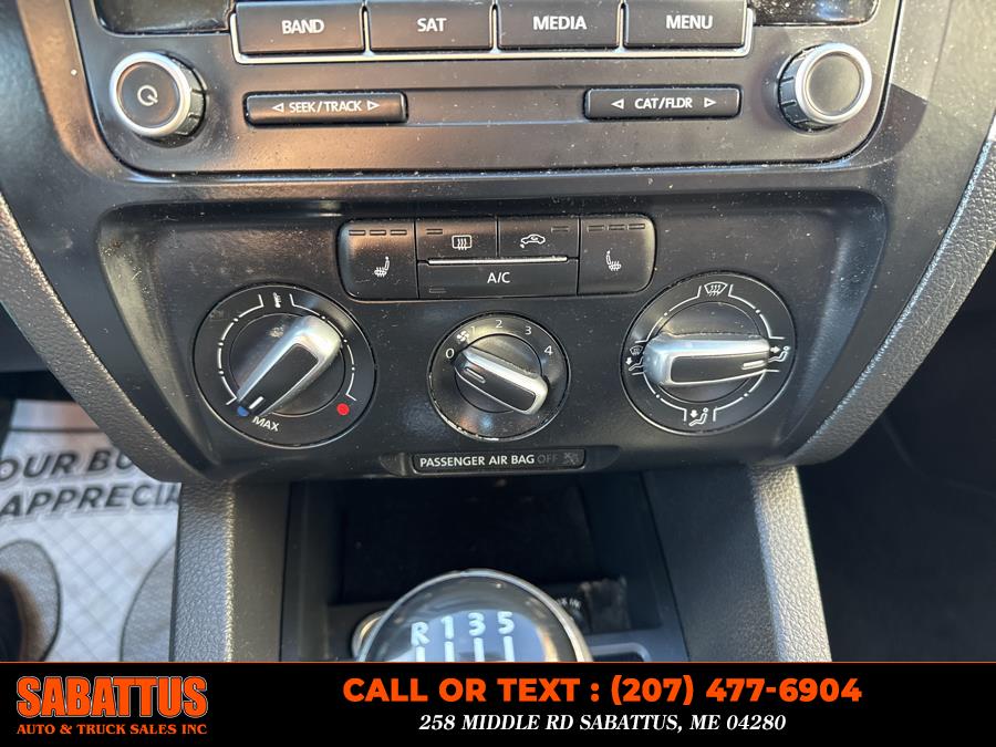 2013 Volkswagen Jetta Sedan 4dr Man SE w/Convenience/Sunroof PZEV, available for sale in Sabattus, Maine | Sabattus Auto and Truck Sales Inc. Sabattus, Maine 2013 Volkswagen Jetta Sedan 4dr Man SE w/Convenience/Sunroof PZEV, available for sale in Sabattus, Maine | Sabattus Auto and Truck Sales Inc. Sabattus, Maine