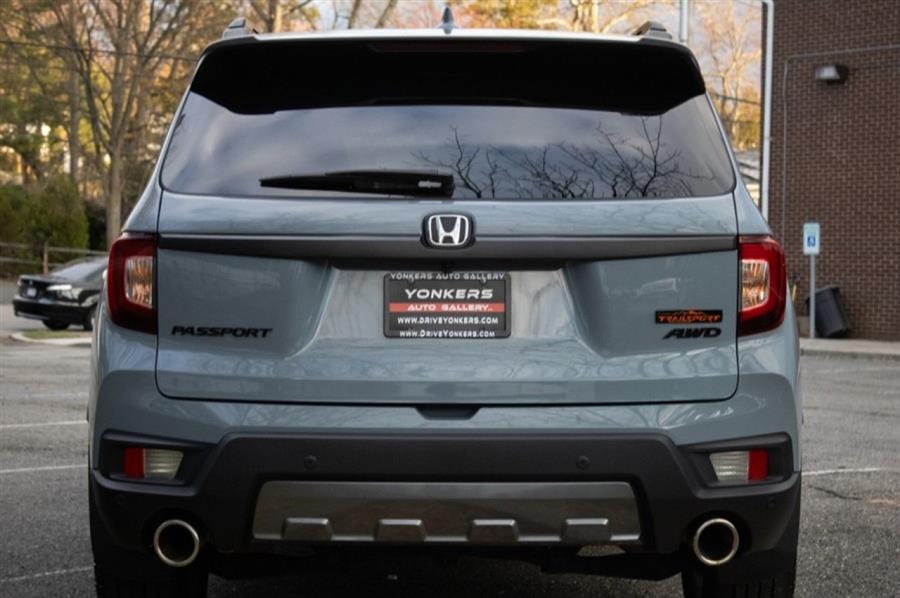 2023 Honda Passport TrailSport photo 4