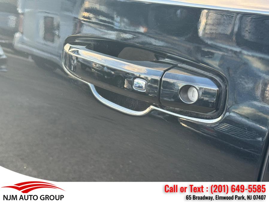 2022 Chevrolet Suburban 4WD 4dr LT, available for sale in Elmwood Park, New Jersey | NJM Auto Group. Elmwood Park, New Jersey 2022 Chevrolet Suburban 4WD 4dr LT, available for sale in Elmwood Park, New Jersey | NJM Auto Group. Elmwood Park, New Jersey