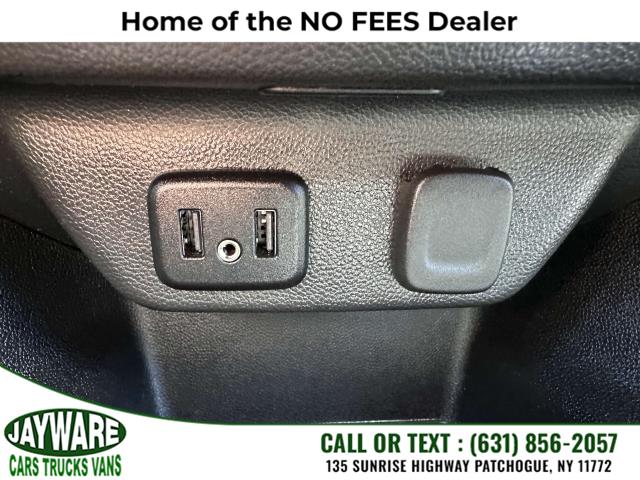 2022 Chevrolet Traverse AWD 4dr LT Cloth w/1LT, available for sale in Patchogue, New York | Jayware Cars Trucks Vans. Patchogue, New York 2022 Chevrolet Traverse AWD 4dr LT Cloth w/1LT, available for sale in Patchogue, New York | Jayware Cars Trucks Vans. Patchogue, New York