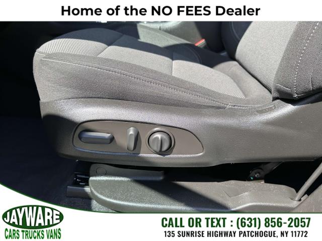 2022 Chevrolet Traverse AWD 4dr LT Cloth w/1LT, available for sale in Patchogue, New York | Jayware Cars Trucks Vans. Patchogue, New York 2022 Chevrolet Traverse AWD 4dr LT Cloth w/1LT, available for sale in Patchogue, New York | Jayware Cars Trucks Vans. Patchogue, New York