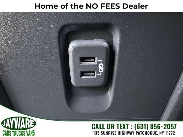 2022 Chevrolet Traverse AWD 4dr LT Cloth w/1LT, available for sale in Patchogue, New York | Jayware Cars Trucks Vans. Patchogue, New York 2022 Chevrolet Traverse AWD 4dr LT Cloth w/1LT, available for sale in Patchogue, New York | Jayware Cars Trucks Vans. Patchogue, New York