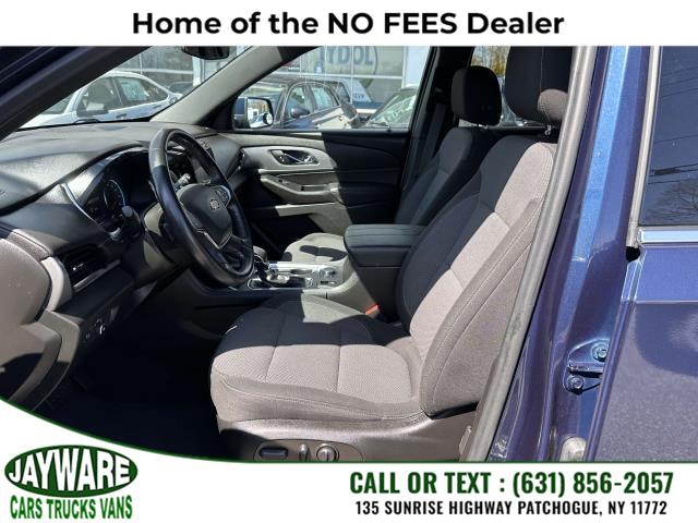 2022 Chevrolet Traverse AWD 4dr LT Cloth w/1LT, available for sale in Patchogue, New York | Jayware Cars Trucks Vans. Patchogue, New York 2022 Chevrolet Traverse AWD 4dr LT Cloth w/1LT, available for sale in Patchogue, New York | Jayware Cars Trucks Vans. Patchogue, New York