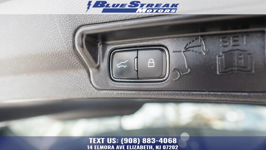 2021 Ford Explorer XLT 4WD, available for sale in Elizabeth, New Jersey | Blue Streak Motors. Elizabeth, New Jersey 2021 Ford Explorer XLT 4WD, available for sale in Elizabeth, New Jersey | Blue Streak Motors. Elizabeth, New Jersey