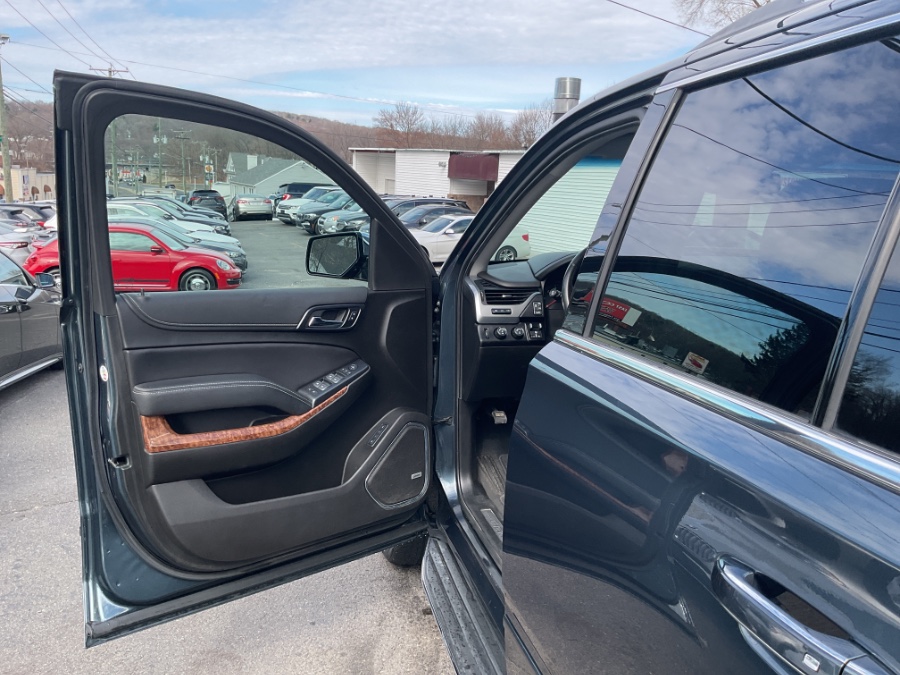 2019 Chevrolet Tahoe 4WD 4dr Premier, available for sale in Waterbury, Connecticut | Jim Juliani Motors. Waterbury, Connecticut 2019 Chevrolet Tahoe 4WD 4dr Premier, available for sale in Waterbury, Connecticut | Jim Juliani Motors. Waterbury, Connecticut