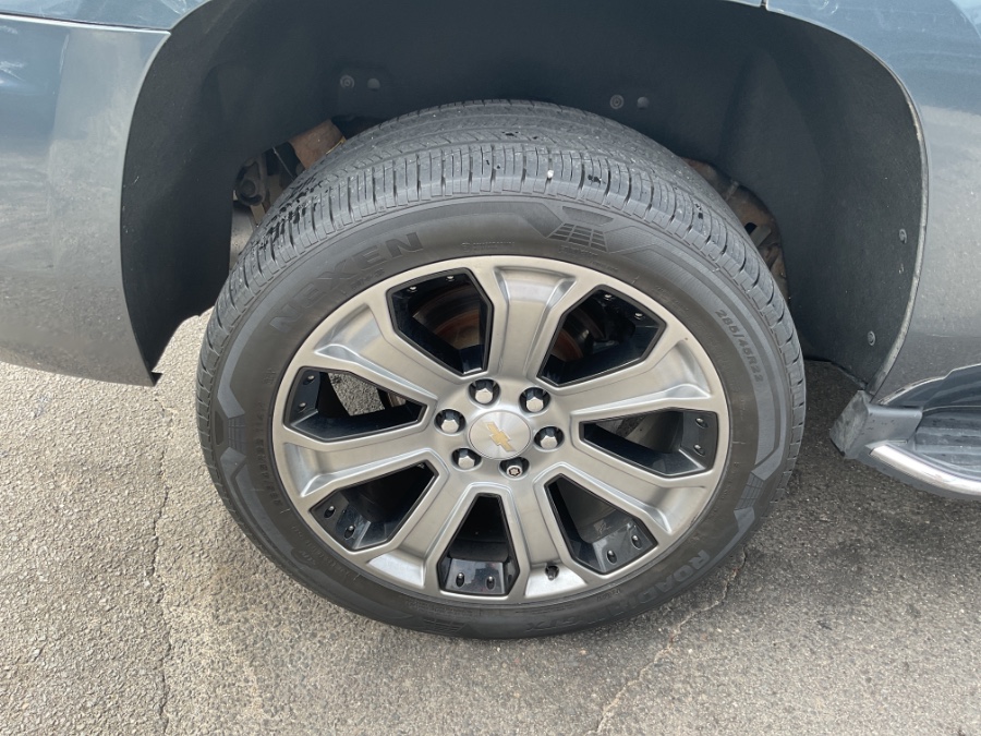 2019 Chevrolet Tahoe 4WD 4dr Premier, available for sale in Waterbury, Connecticut | Jim Juliani Motors. Waterbury, Connecticut 2019 Chevrolet Tahoe 4WD 4dr Premier, available for sale in Waterbury, Connecticut | Jim Juliani Motors. Waterbury, Connecticut
