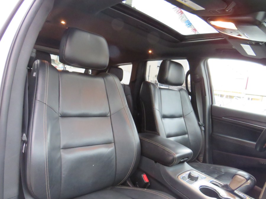 2017 Jeep Grand Cherokee Limited 4x4, available for sale in Middle Village, New York | Road Masters II INC. Middle Village, New York 2017 Jeep Grand Cherokee Limited 4x4, available for sale in Middle Village, New York | Road Masters II INC. Middle Village, New York