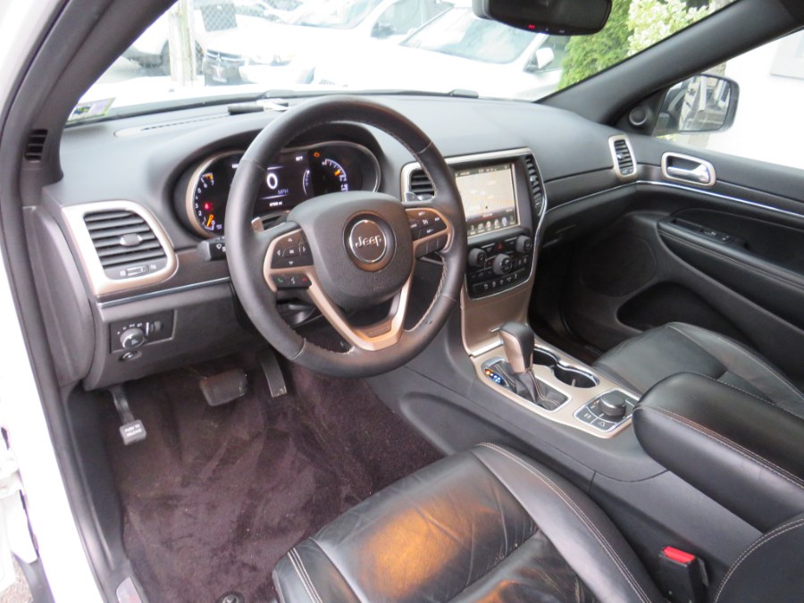 2017 Jeep Grand Cherokee Limited 4x4, available for sale in Middle Village, New York | Road Masters II INC. Middle Village, New York 2017 Jeep Grand Cherokee Limited 4x4, available for sale in Middle Village, New York | Road Masters II INC. Middle Village, New York