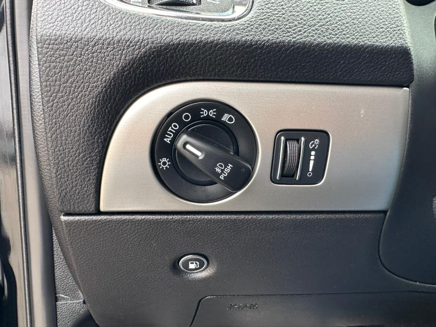 2017 Dodge Durango GT AWD, available for sale in South Windsor, Connecticut | Mike And Tony Auto Sales, Inc. South Windsor, Connecticut 2017 Dodge Durango GT AWD, available for sale in South Windsor, Connecticut | Mike And Tony Auto Sales, Inc. South Windsor, Connecticut