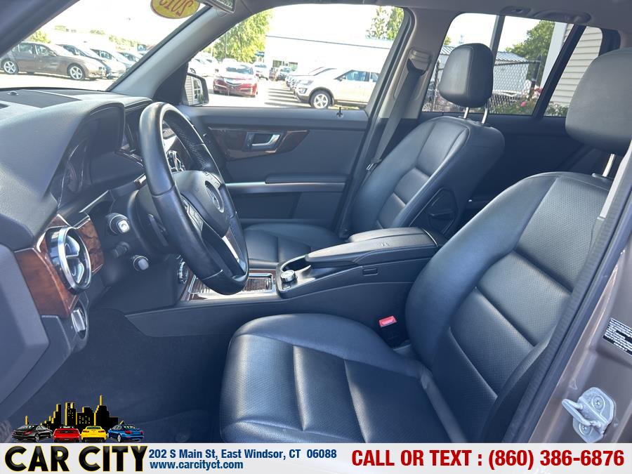 2013 Mercedes-Benz GLK-Class 4MATIC 4dr GLK350, available for sale in East Windsor, Connecticut | Car City LLC. East Windsor, Connecticut 2013 Mercedes-Benz GLK-Class 4MATIC 4dr GLK350, available for sale in East Windsor, Connecticut | Car City LLC. East Windsor, Connecticut