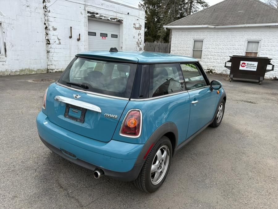 2009 MINI Cooper Hardtop 2dr Cpe, available for sale in East Windsor, Connecticut | CT Car Co LLC. East Windsor, Connecticut 2009 MINI Cooper Hardtop 2dr Cpe, available for sale in East Windsor, Connecticut | CT Car Co LLC. East Windsor, Connecticut