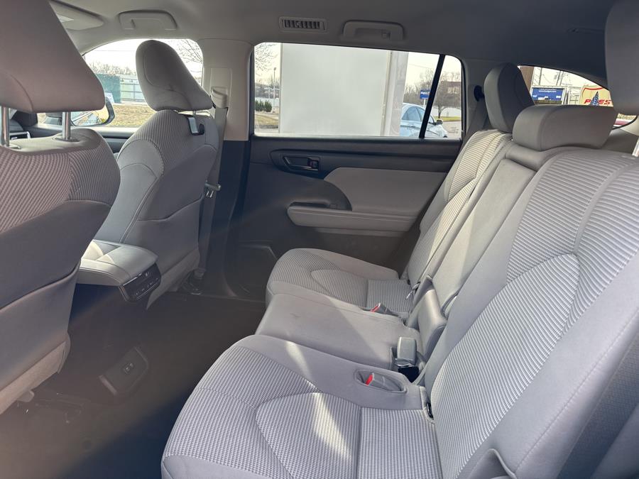 2021 Toyota Highlander LE, available for sale in NEW BRITAIN, Connecticut | Prestige Auto Superstore. NEW BRITAIN, Connecticut 2021 Toyota Highlander LE, available for sale in NEW BRITAIN, Connecticut | Prestige Auto Superstore. NEW BRITAIN, Connecticut