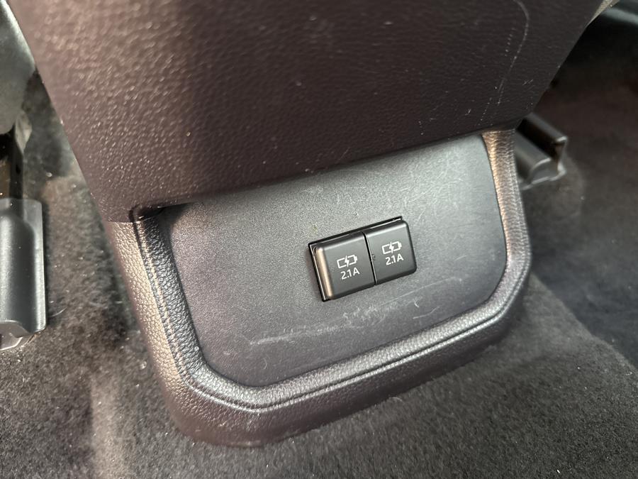 2021 Toyota Highlander LE, available for sale in NEW BRITAIN, Connecticut | Prestige Auto Superstore. NEW BRITAIN, Connecticut 2021 Toyota Highlander LE, available for sale in NEW BRITAIN, Connecticut | Prestige Auto Superstore. NEW BRITAIN, Connecticut