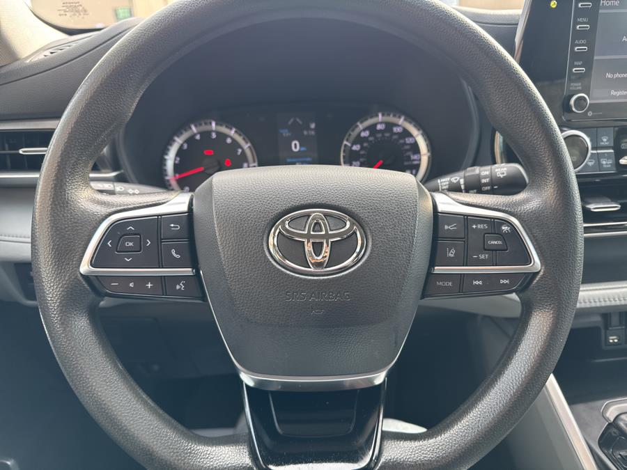 2021 Toyota Highlander LE, available for sale in NEW BRITAIN, Connecticut | Prestige Auto Superstore. NEW BRITAIN, Connecticut 2021 Toyota Highlander LE, available for sale in NEW BRITAIN, Connecticut | Prestige Auto Superstore. NEW BRITAIN, Connecticut