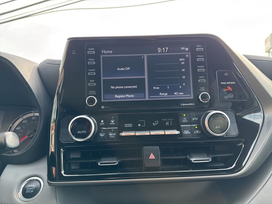 2021 Toyota Highlander LE, available for sale in NEW BRITAIN, Connecticut | Prestige Auto Superstore. NEW BRITAIN, Connecticut 2021 Toyota Highlander LE, available for sale in NEW BRITAIN, Connecticut | Prestige Auto Superstore. NEW BRITAIN, Connecticut
