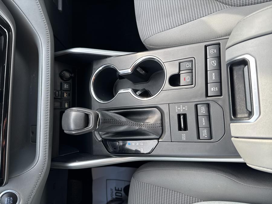2021 Toyota Highlander LE, available for sale in NEW BRITAIN, Connecticut | Prestige Auto Superstore. NEW BRITAIN, Connecticut 2021 Toyota Highlander LE, available for sale in NEW BRITAIN, Connecticut | Prestige Auto Superstore. NEW BRITAIN, Connecticut