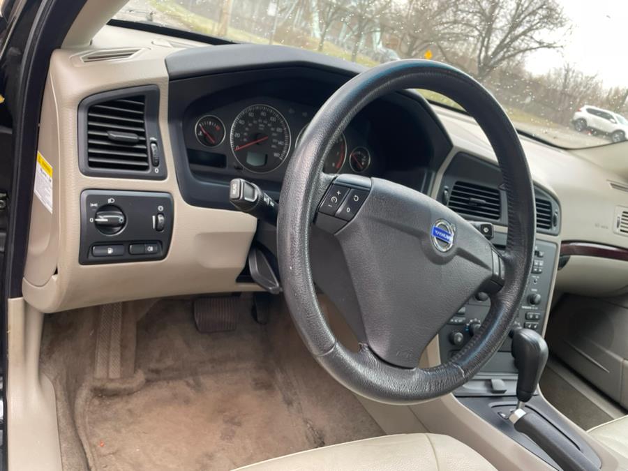 2004 Volvo S60 2.4L Auto w/Sunroof, available for sale in New Milford, Connecticut | Faustos Auto Body and Repairs LLC. New Milford, Connecticut 2004 Volvo S60 2.4L Auto w/Sunroof, available for sale in New Milford, Connecticut | Faustos Auto Body and Repairs LLC. New Milford, Connecticut
