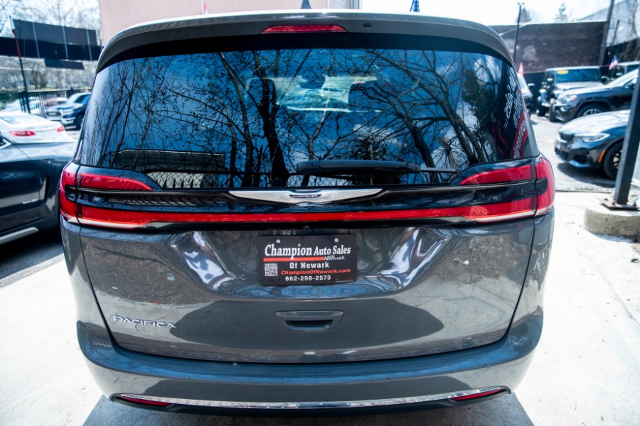 2022 Chrysler Pacifica Touring L FWD, available for sale in Newark, New Jersey | Champion Of Newark. Newark, New Jersey 2022 Chrysler Pacifica Touring L FWD, available for sale in Newark, New Jersey | Champion Of Newark. Newark, New Jersey