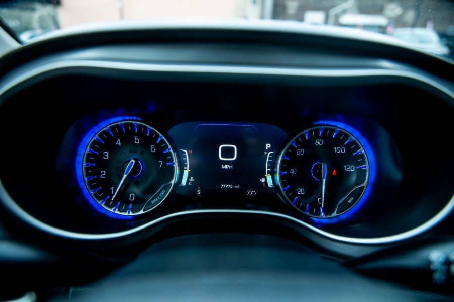 2022 Chrysler Pacifica Touring L FWD, available for sale in Newark, New Jersey | Champion Of Newark. Newark, New Jersey 2022 Chrysler Pacifica Touring L FWD, available for sale in Newark, New Jersey | Champion Of Newark. Newark, New Jersey