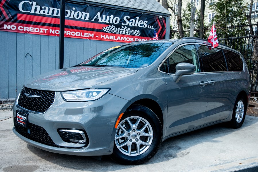 2022 Chrysler Pacifica Touring L FWD, available for sale in Newark, New Jersey | Champion Of Newark. Newark, New Jersey 2022 Chrysler Pacifica Touring L FWD, available for sale in Newark, New Jersey | Champion Of Newark. Newark, New Jersey