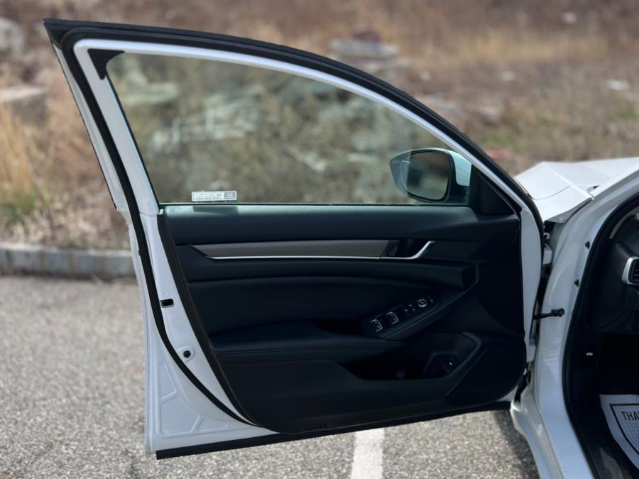 2022 Honda Accord Sedan LX 1.5T CVT, available for sale in Paterson, New Jersey | Speedway Motors LLC. Paterson, New Jersey 2022 Honda Accord Sedan LX 1.5T CVT, available for sale in Paterson, New Jersey | Speedway Motors LLC. Paterson, New Jersey