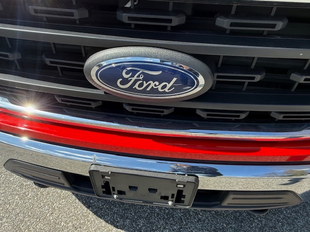 2021 Ford F-150 XLT 4WD SuperCrew 5.5'' Box, available for sale in Huntington Station, New York | Huntington Auto Mall. Huntington Station, New York 2021 Ford F-150 XLT 4WD SuperCrew 5.5'' Box, available for sale in Huntington Station, New York | Huntington Auto Mall. Huntington Station, New York