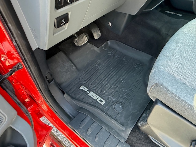 2021 Ford F-150 XLT 4WD SuperCrew 5.5'' Box, available for sale in Huntington Station, New York | Huntington Auto Mall. Huntington Station, New York 2021 Ford F-150 XLT 4WD SuperCrew 5.5'' Box, available for sale in Huntington Station, New York | Huntington Auto Mall. Huntington Station, New York