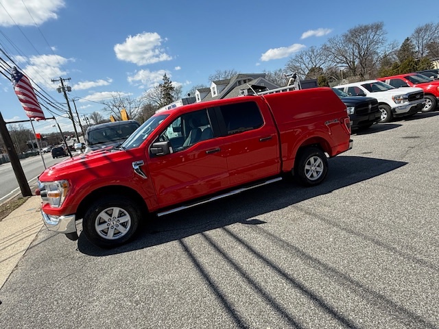 2021 Ford F-150 XLT 4WD SuperCrew 5.5'' Box, available for sale in Huntington Station, New York | Huntington Auto Mall. Huntington Station, New York 2021 Ford F-150 XLT 4WD SuperCrew 5.5'' Box, available for sale in Huntington Station, New York | Huntington Auto Mall. Huntington Station, New York