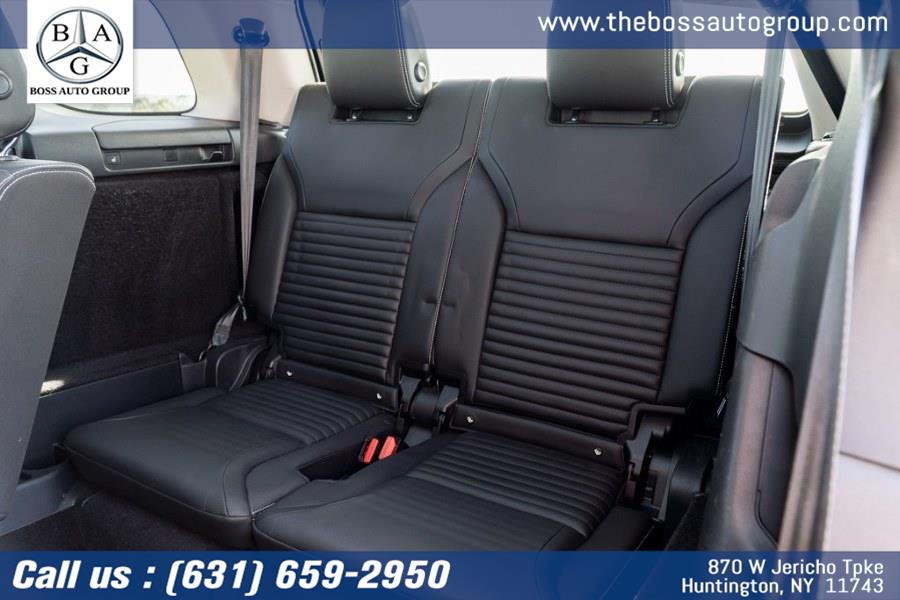 2025 Land Rover Discovery HSE V6 Supercharged, available for sale in Huntington, New York | The Boss Auto Group. Huntington, New York 2025 Land Rover Discovery HSE V6 Supercharged, available for sale in Huntington, New York | The Boss Auto Group. Huntington, New York