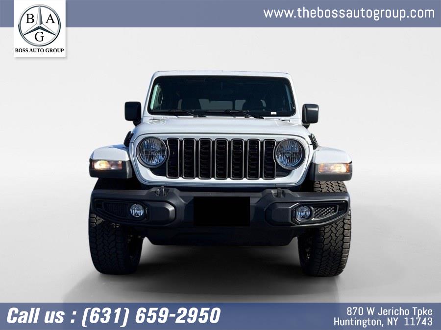 New 2025 Jeep Gladiator in Huntington, New York | The Boss Auto Group. Huntington, New York