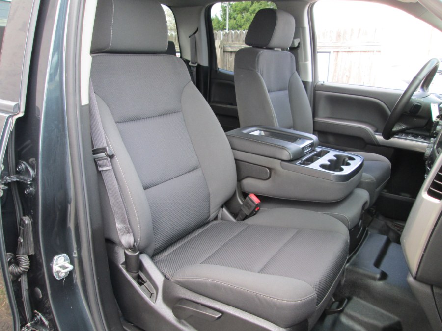 2017 Chevrolet Silverado 1500 4WD Double Cab 143.5" LT w/2LT, available for sale in Levittown, Pennsylvania | Levittown Auto. Levittown, Pennsylvania 2017 Chevrolet Silverado 1500 4WD Double Cab 143.5" LT w/2LT, available for sale in Levittown, Pennsylvania | Levittown Auto. Levittown, Pennsylvania
