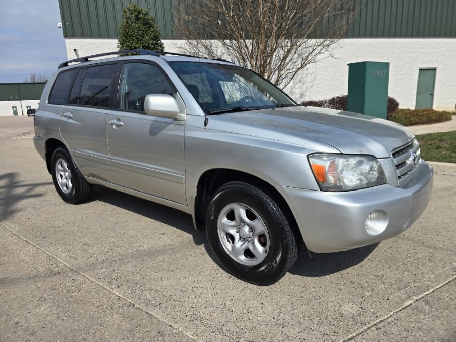 2006 Toyota Highlander 4dr 4-Cyl (Natl), available for sale in Philadelphia, Pennsylvania | Eugen's Auto Sales & Repairs. Philadelphia, Pennsylvania 2006 Toyota Highlander 4dr 4-Cyl (Natl), available for sale in Philadelphia, Pennsylvania | Eugen's Auto Sales & Repairs. Philadelphia, Pennsylvania
