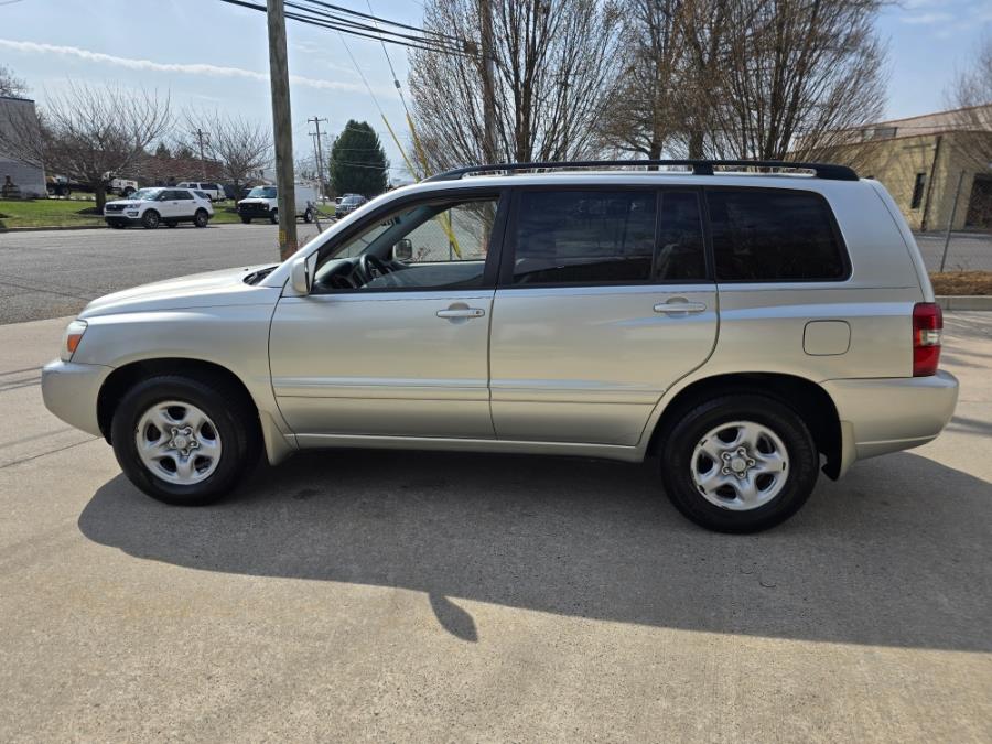 2006 Toyota Highlander 4dr 4-Cyl (Natl), available for sale in Philadelphia, Pennsylvania | Eugen's Auto Sales & Repairs. Philadelphia, Pennsylvania 2006 Toyota Highlander 4dr 4-Cyl (Natl), available for sale in Philadelphia, Pennsylvania | Eugen's Auto Sales & Repairs. Philadelphia, Pennsylvania