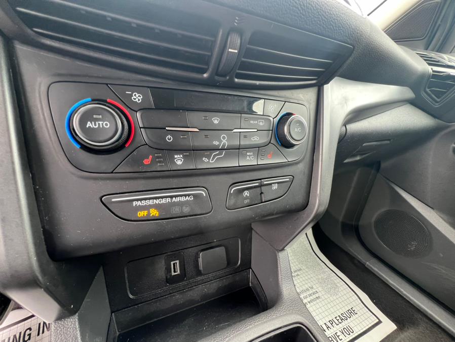 2017 Ford Escape SE 4WD, available for sale in Lodi, New Jersey | Route 46 Auto Sales Inc. Lodi, New Jersey 2017 Ford Escape SE 4WD, available for sale in Lodi, New Jersey | Route 46 Auto Sales Inc. Lodi, New Jersey