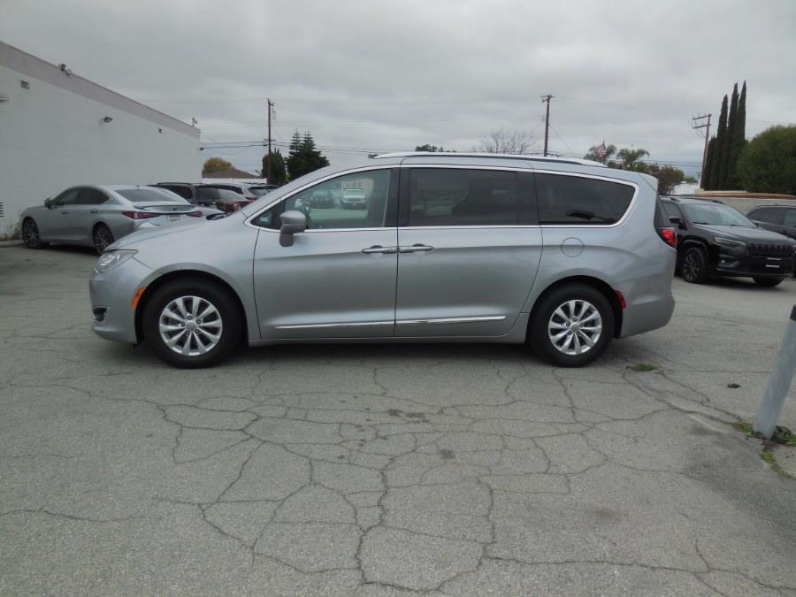 2019 Chrysler Pacifica Touring L FWD, available for sale in Hawaiian Gardens, California | Luxe Motors. Hawaiian Gardens, California 2019 Chrysler Pacifica Touring L FWD, available for sale in Hawaiian Gardens, California | Luxe Motors. Hawaiian Gardens, California