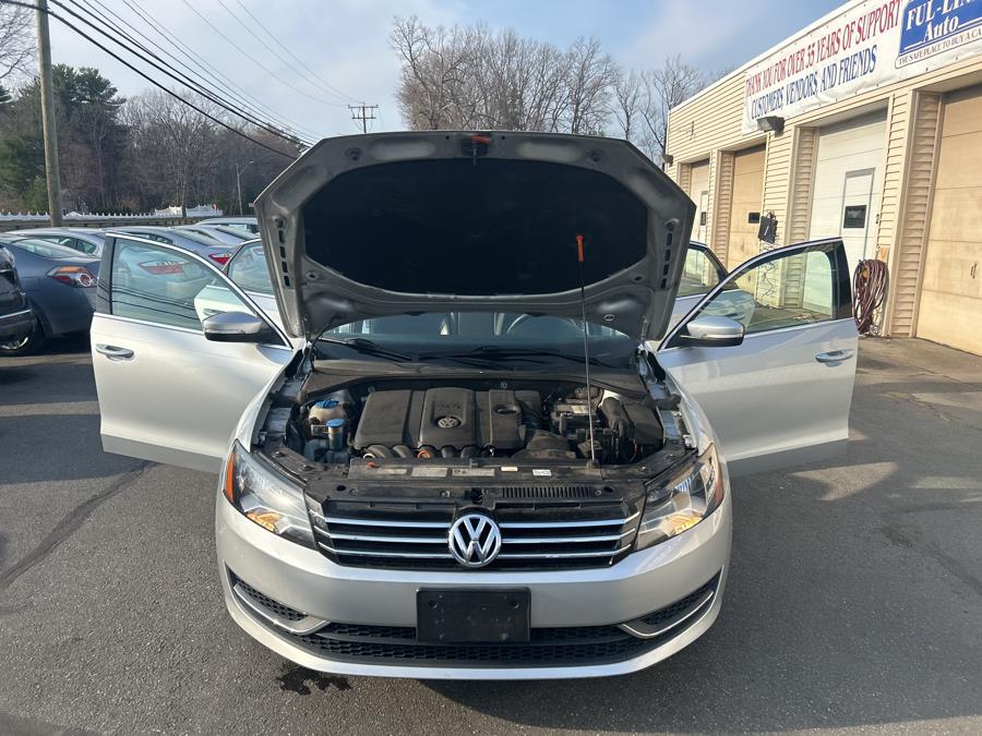 2013 Volkswagen Passat 4dr Sdn 2.5L Auto SE w/Sunroof & Nav PZEV, available for sale in South Windsor , Connecticut | Ful-line Auto LLC. South Windsor , Connecticut 2013 Volkswagen Passat 4dr Sdn 2.5L Auto SE w/Sunroof & Nav PZEV, available for sale in South Windsor , Connecticut | Ful-line Auto LLC. South Windsor , Connecticut