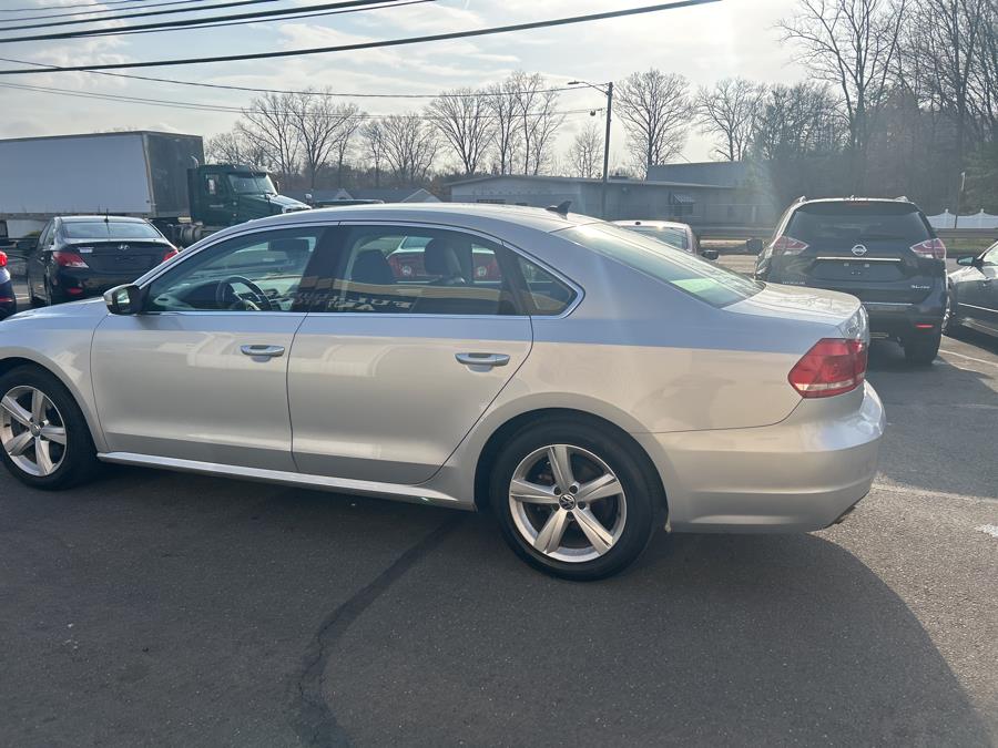 2013 Volkswagen Passat 4dr Sdn 2.5L Auto SE w/Sunroof & Nav PZEV, available for sale in South Windsor , Connecticut | Ful-line Auto LLC. South Windsor , Connecticut 2013 Volkswagen Passat 4dr Sdn 2.5L Auto SE w/Sunroof & Nav PZEV, available for sale in South Windsor , Connecticut | Ful-line Auto LLC. South Windsor , Connecticut