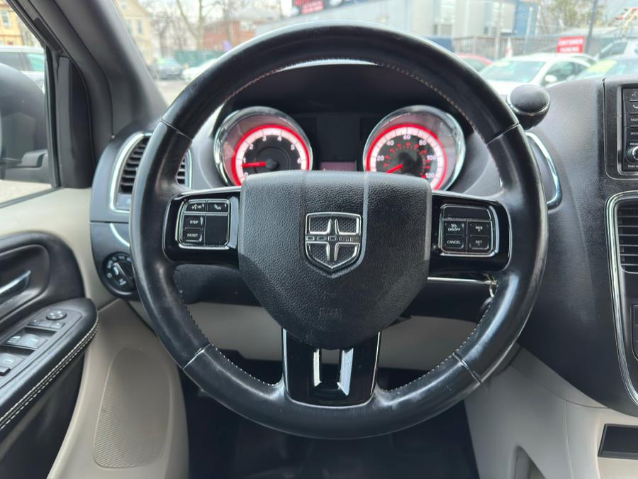 2019 Dodge Grand Caravan SXT Wagon, available for sale in Irvington , New Jersey | Auto Haus of Irvington Corp. Irvington , New Jersey 2019 Dodge Grand Caravan SXT Wagon, available for sale in Irvington , New Jersey | Auto Haus of Irvington Corp. Irvington , New Jersey