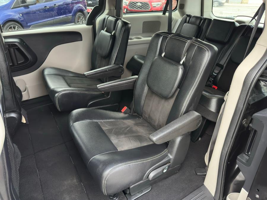 2019 Dodge Grand Caravan SXT Wagon, available for sale in Irvington , New Jersey | Auto Haus of Irvington Corp. Irvington , New Jersey 2019 Dodge Grand Caravan SXT Wagon, available for sale in Irvington , New Jersey | Auto Haus of Irvington Corp. Irvington , New Jersey