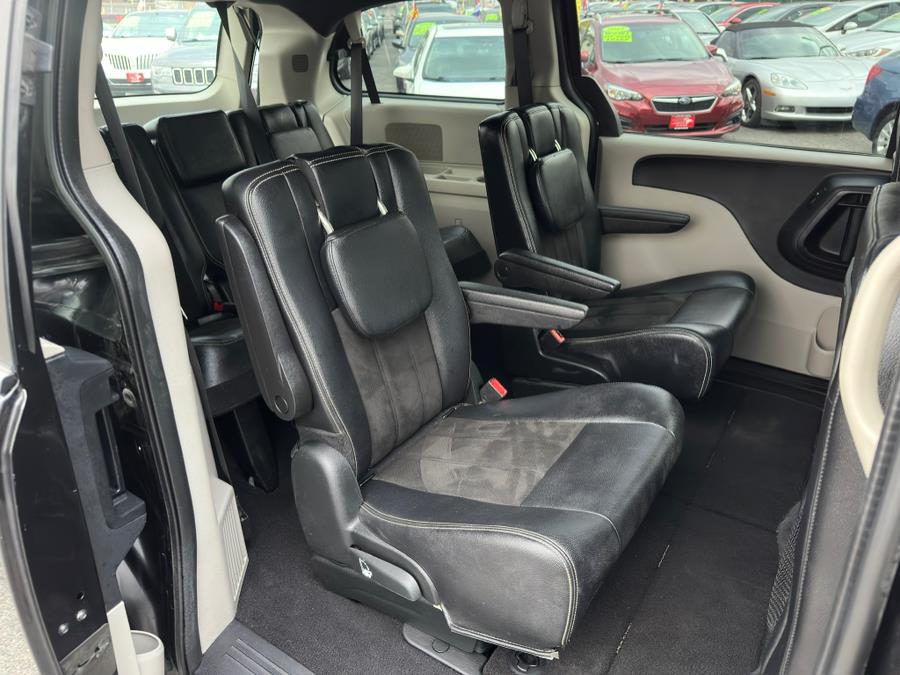 2019 Dodge Grand Caravan SXT Wagon, available for sale in Irvington , New Jersey | Auto Haus of Irvington Corp. Irvington , New Jersey 2019 Dodge Grand Caravan SXT Wagon, available for sale in Irvington , New Jersey | Auto Haus of Irvington Corp. Irvington , New Jersey