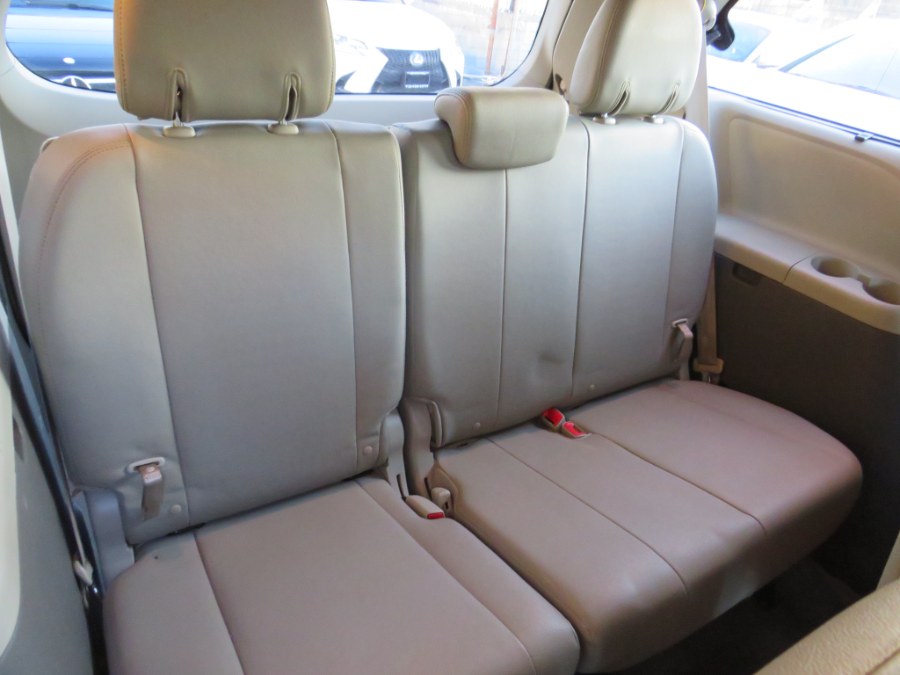 2015 Toyota Sienna XLE Premium 8 Passenger, available for sale in Middle Village, New York | Road Masters II INC. Middle Village, New York 2015 Toyota Sienna XLE Premium 8 Passenger, available for sale in Middle Village, New York | Road Masters II INC. Middle Village, New York