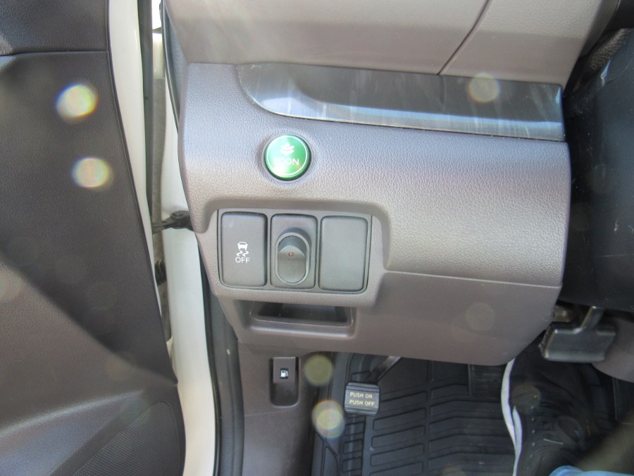2013 Honda CR-V EX-L, available for sale in Worcester, Massachusetts | Hilario's Auto Sales Inc.. Worcester, Massachusetts 2013 Honda CR-V EX-L, available for sale in Worcester, Massachusetts | Hilario's Auto Sales Inc.. Worcester, Massachusetts