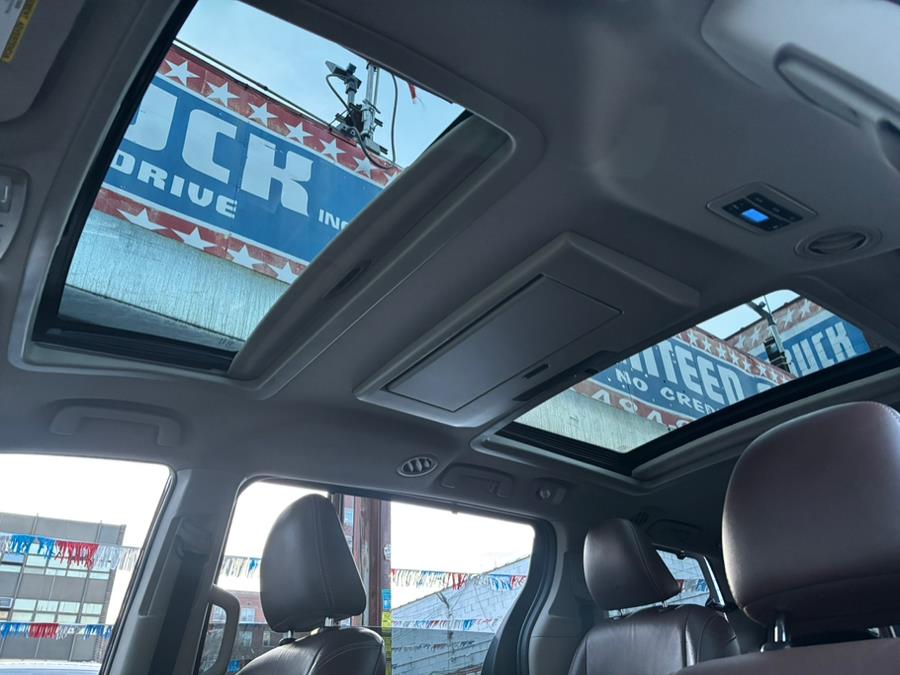 2017 Toyota Sienna Limited Premium AWD 7-Passenger (Natl), available for sale in Brooklyn, New York | Carsbuck Inc.. Brooklyn, New York 2017 Toyota Sienna Limited Premium AWD 7-Passenger (Natl), available for sale in Brooklyn, New York | Carsbuck Inc.. Brooklyn, New York