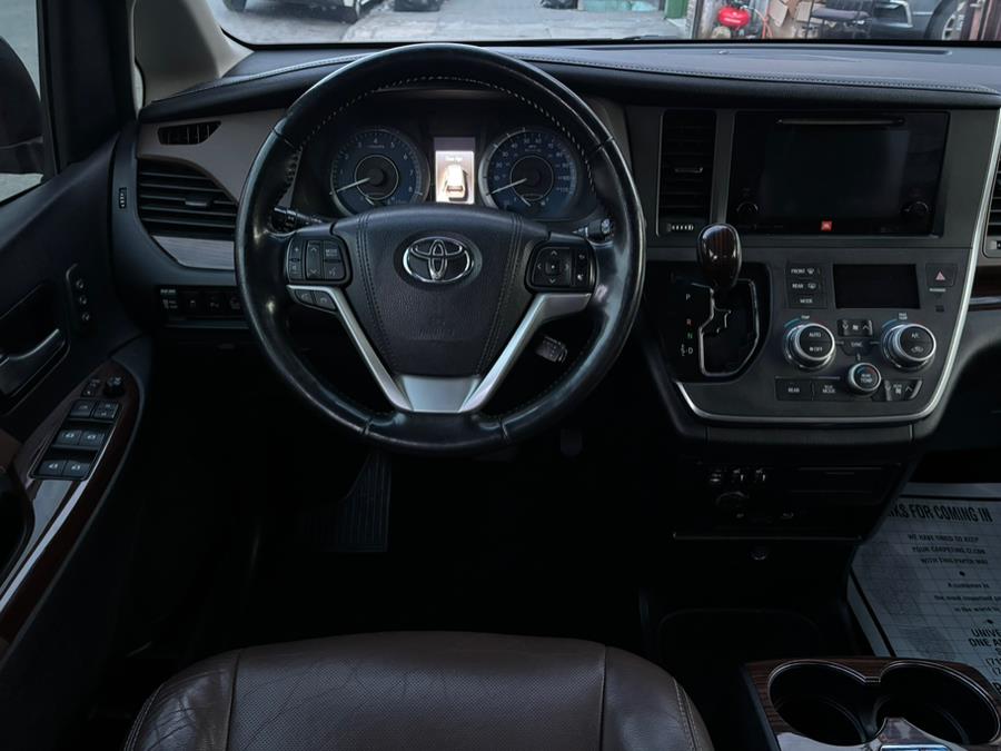 2017 Toyota Sienna Limited Premium AWD 7-Passenger (Natl), available for sale in Brooklyn, New York | Carsbuck Inc.. Brooklyn, New York 2017 Toyota Sienna Limited Premium AWD 7-Passenger (Natl), available for sale in Brooklyn, New York | Carsbuck Inc.. Brooklyn, New York