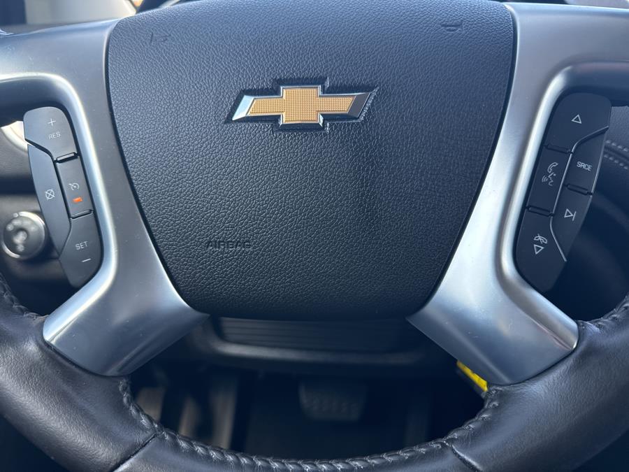 2017 Chevrolet Traverse FWD 4dr LT w/1LT, available for sale in Little Ferry, New Jersey | Victoria Preowned Autos Inc. Little Ferry, New Jersey 2017 Chevrolet Traverse FWD 4dr LT w/1LT, available for sale in Little Ferry, New Jersey | Victoria Preowned Autos Inc. Little Ferry, New Jersey