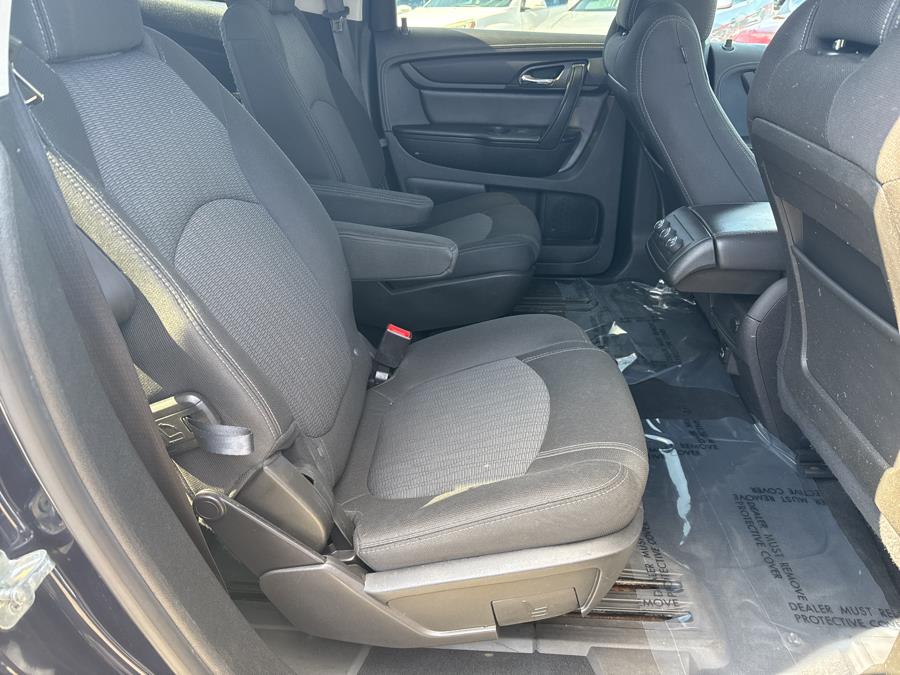 2017 Chevrolet Traverse FWD 4dr LT w/1LT, available for sale in Little Ferry, New Jersey | Victoria Preowned Autos Inc. Little Ferry, New Jersey 2017 Chevrolet Traverse FWD 4dr LT w/1LT, available for sale in Little Ferry, New Jersey | Victoria Preowned Autos Inc. Little Ferry, New Jersey