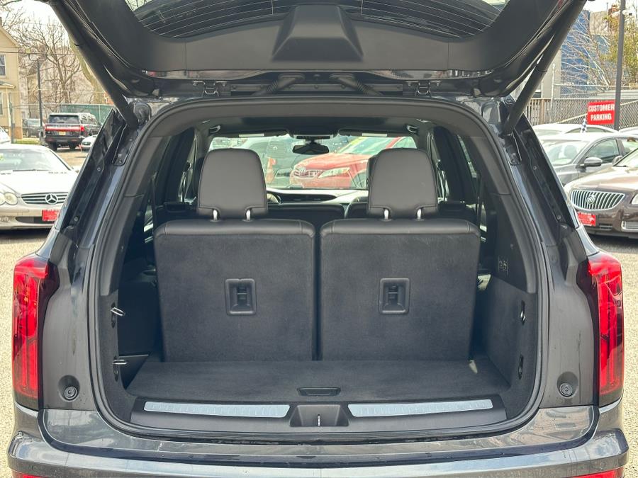 2022 Cadillac XT6 AWD 4dr Premium Luxury, available for sale in Irvington , New Jersey | Auto Haus of Irvington Corp. Irvington , New Jersey 2022 Cadillac XT6 AWD 4dr Premium Luxury, available for sale in Irvington , New Jersey | Auto Haus of Irvington Corp. Irvington , New Jersey